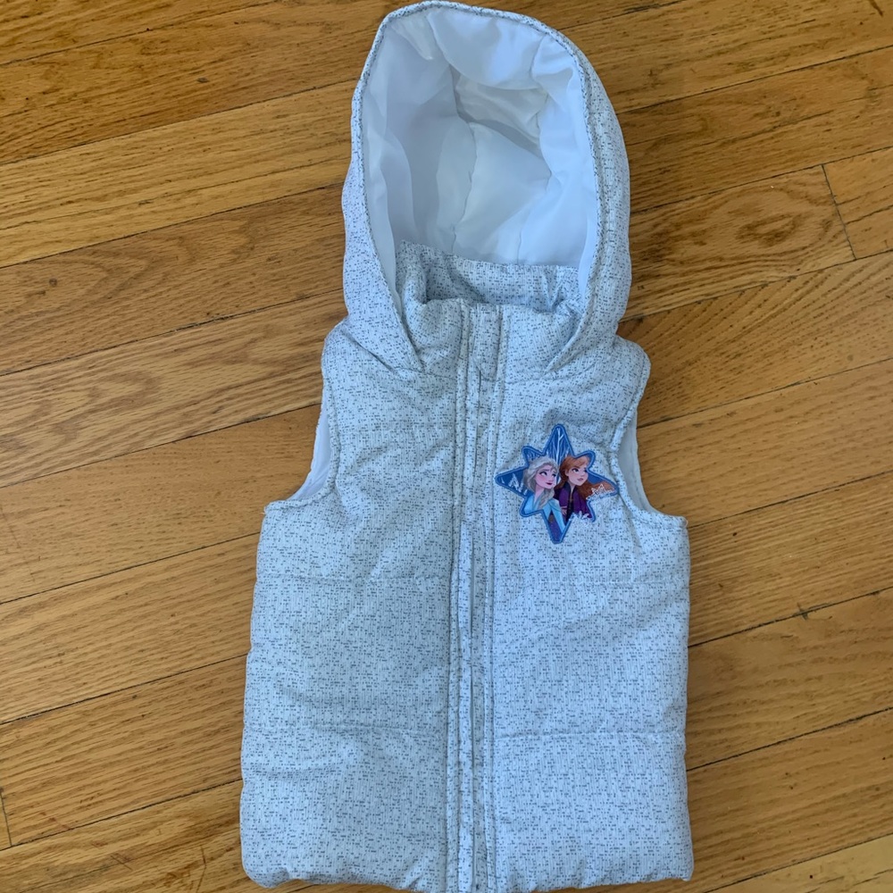 Frozen II puffer vest